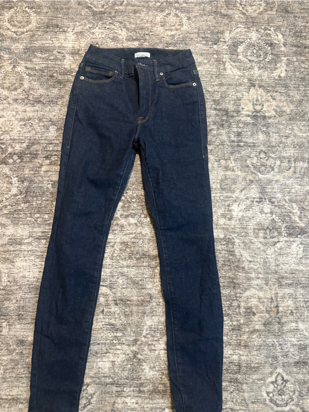 Good American Always Fits Dark Wash Skinny Jeans Size 6–12